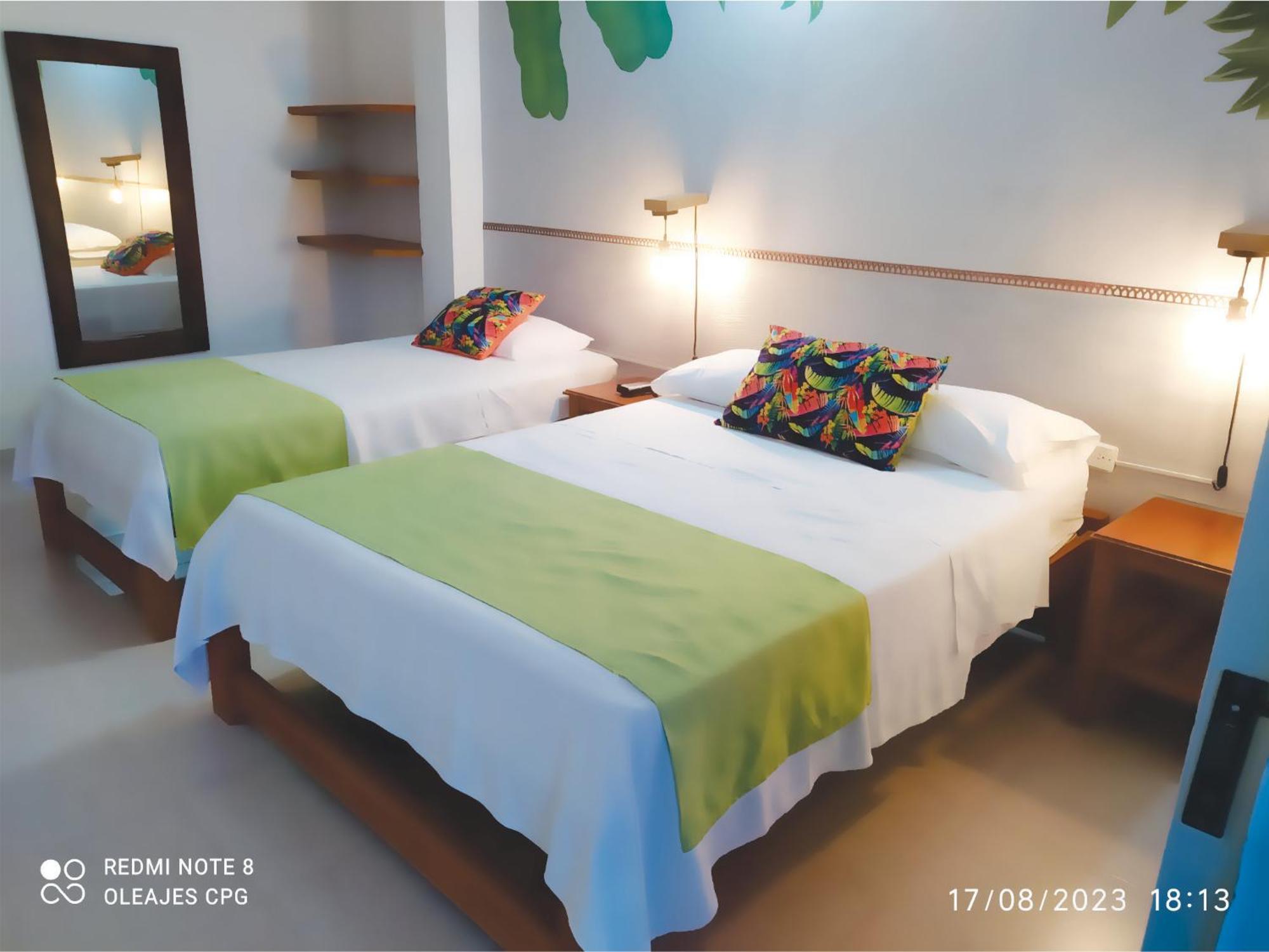 Hotel Oleajes Capurganá Habitación foto